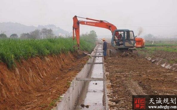 抓好冬春農田水利建設好時機(jī)打通“最後一公裡(lǐ)”